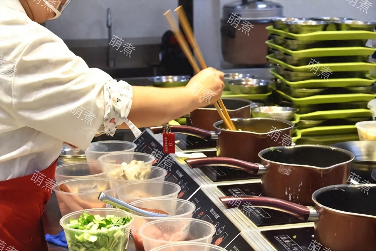 高校餐饮店适合做什么，盘点那些适合开在大学食堂档口的餐饮项目