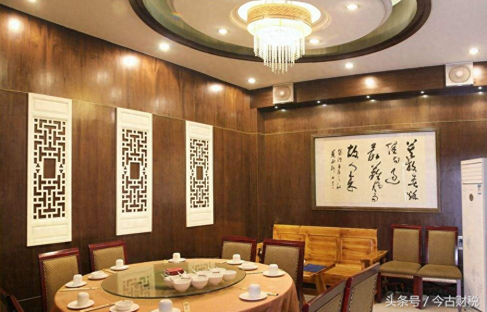 开餐饮类的店需要哪些手续，开小餐馆需要办理的全手续