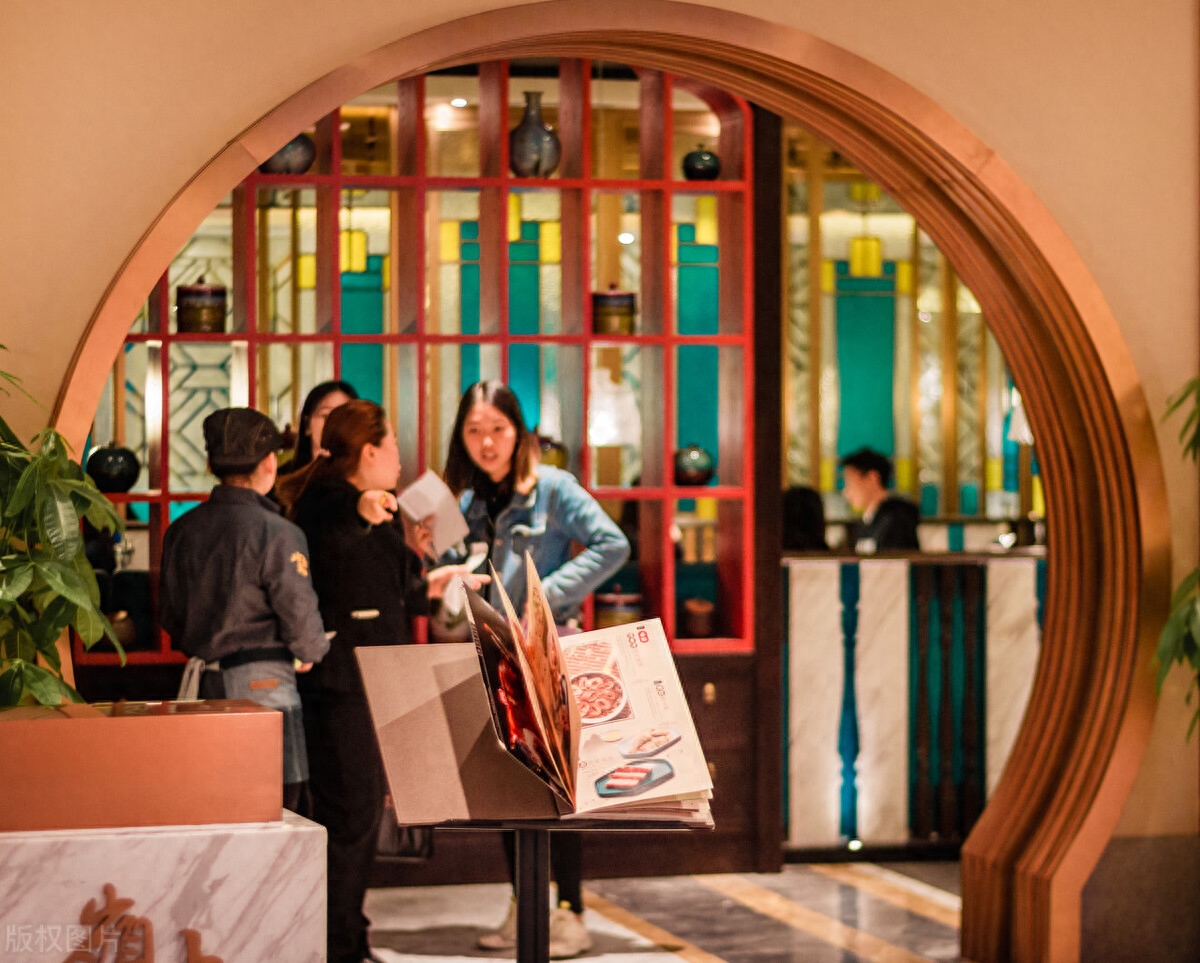 餐饮店怎样做营销，广雅揭秘让餐厅生意火爆的三种营销思维