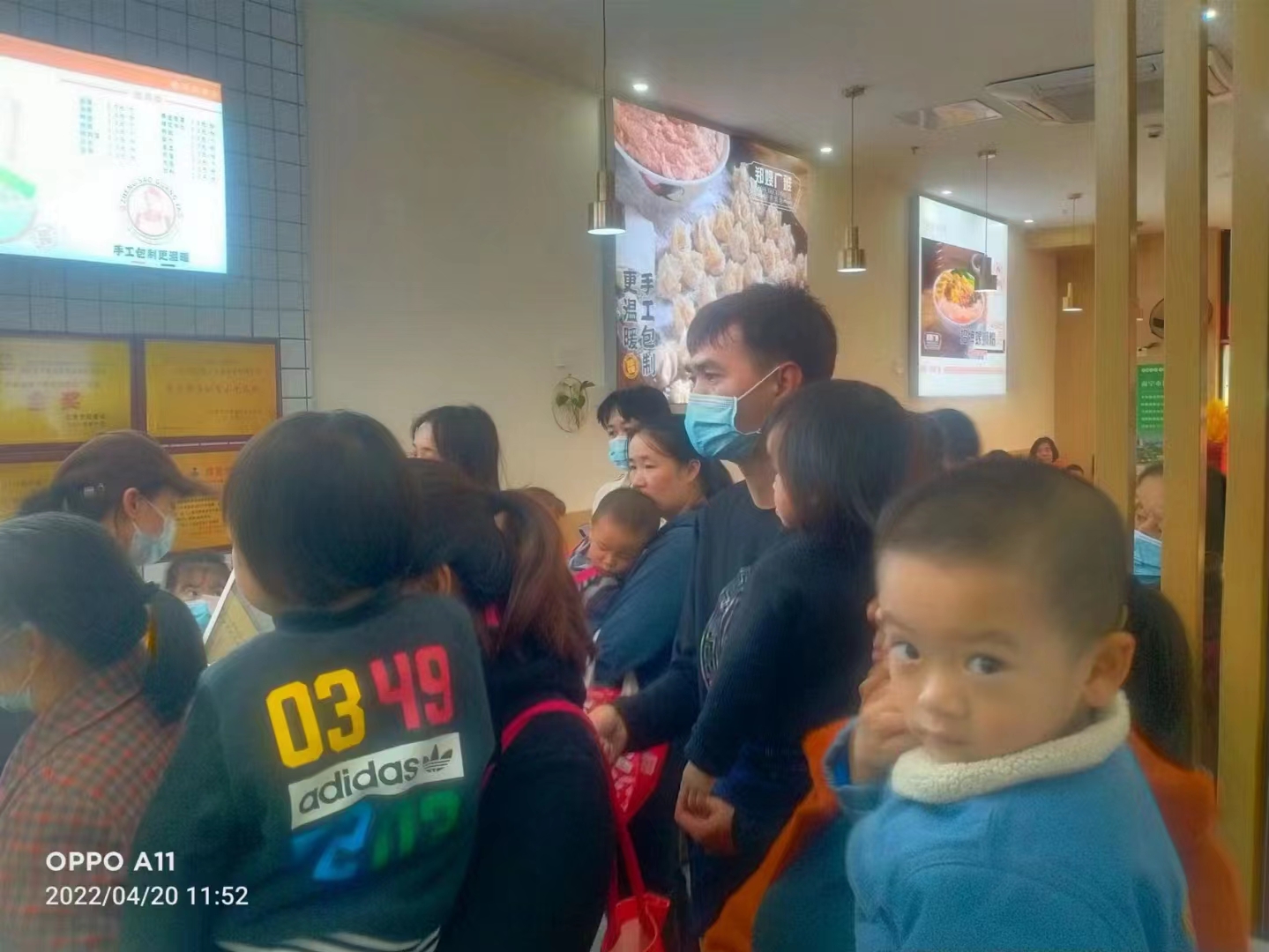 餐饮店要办哪些证才可以营业，广雅带来史上最全开餐厅所需办理证件及具体流程