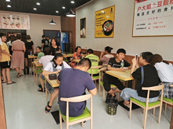 餐饮客户维护六种方式，餐饮店维护好与顾客关系的小技巧