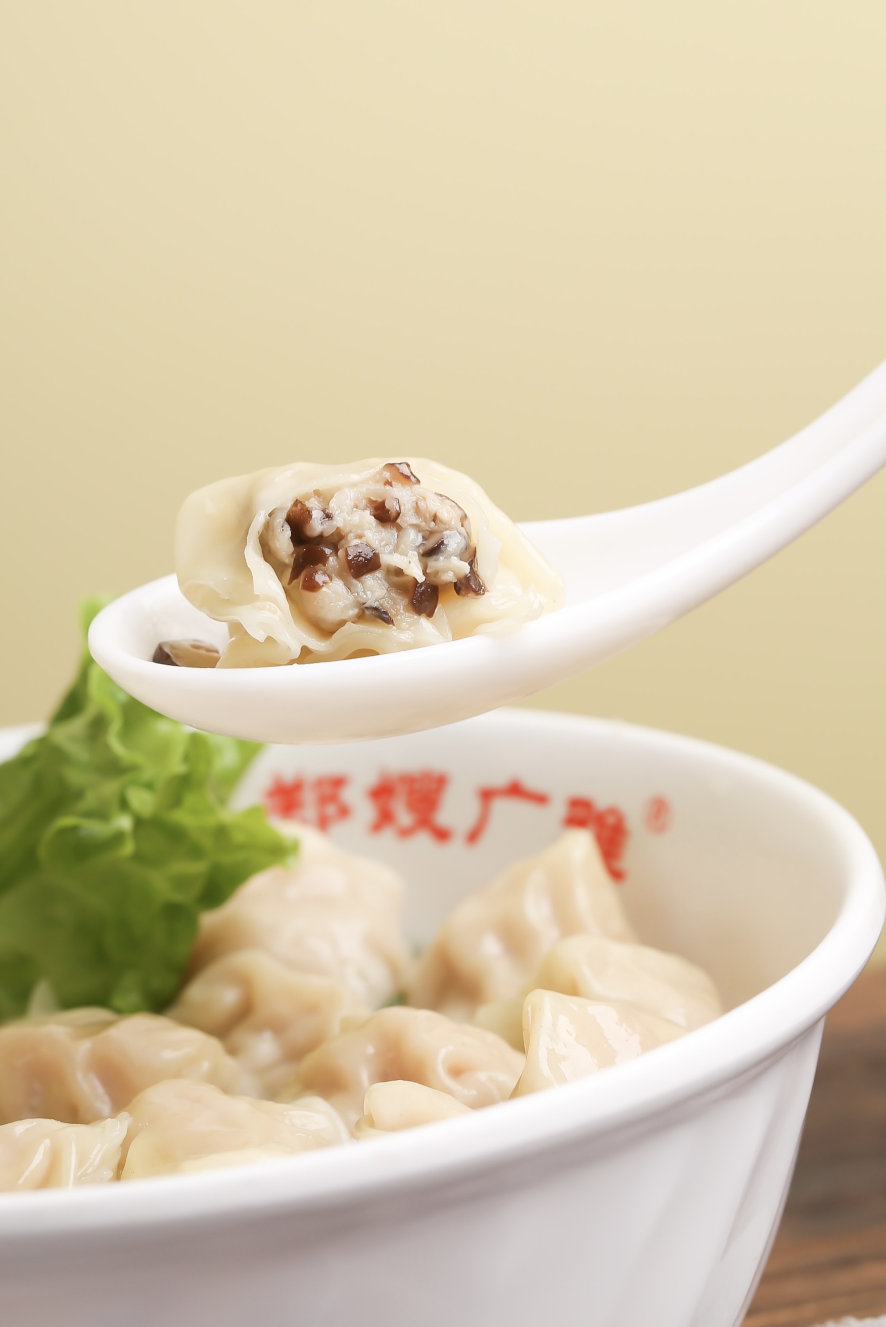 中式美食和西式美食的区别是什么，中国传统饮食与西方饮食存在的一些差异
