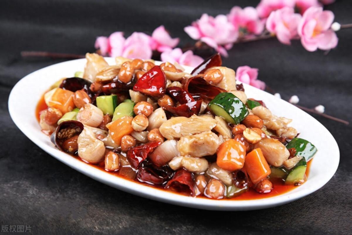 中国经典美食有哪些，盘点中国最出名的10道美食