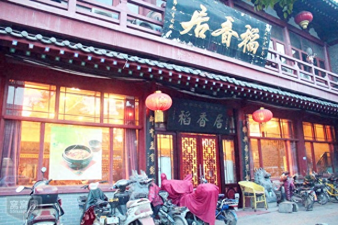 餐饮对联怎么吸引人，三个绝妙的餐饮对联案例分享