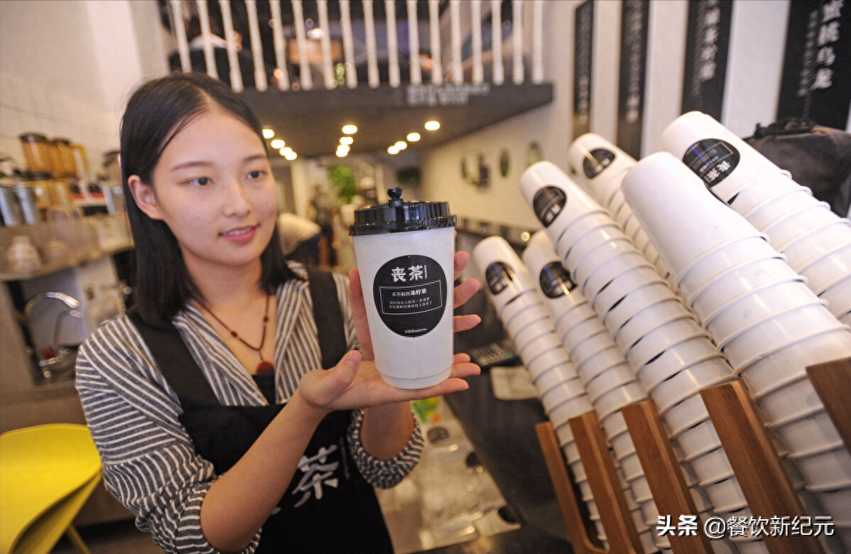 餐饮店上班时间超过8小时合法吗，餐饮资深专家对餐厅工作8小时的看法分享