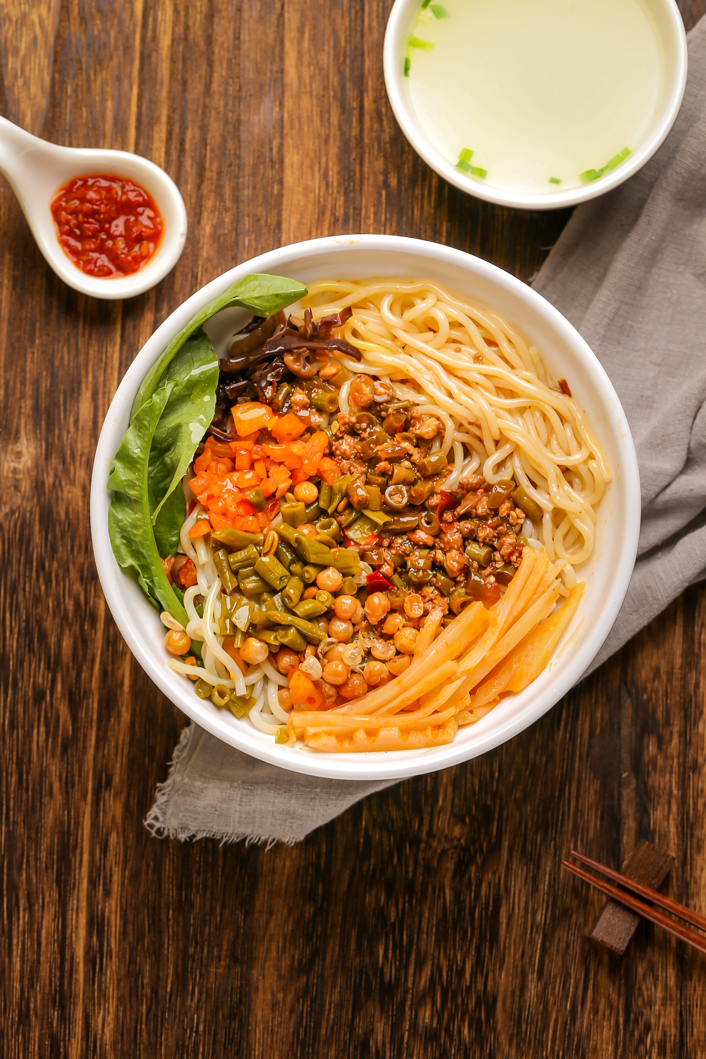 开个美食店怎么办营业执照，开小餐馆办理营业执照的全流程及花费