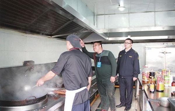 餐饮厨房油烟排放标准规定，餐饮业油烟排放的明文规定与注意事项