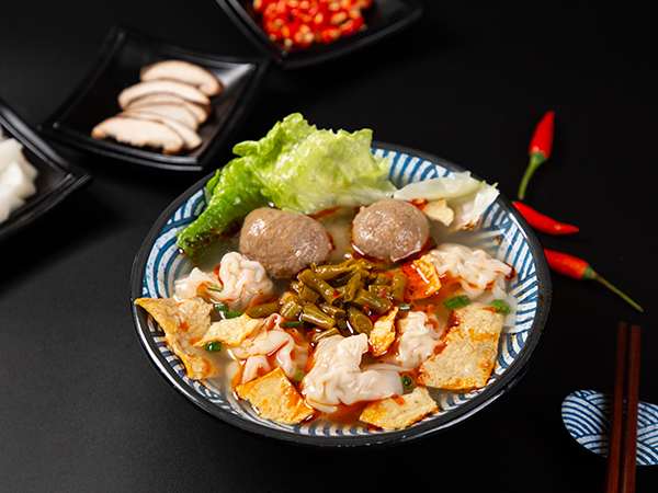 馄饨怎么包最简单，郑嫂广雅分享包教包会的自制馄饨做法