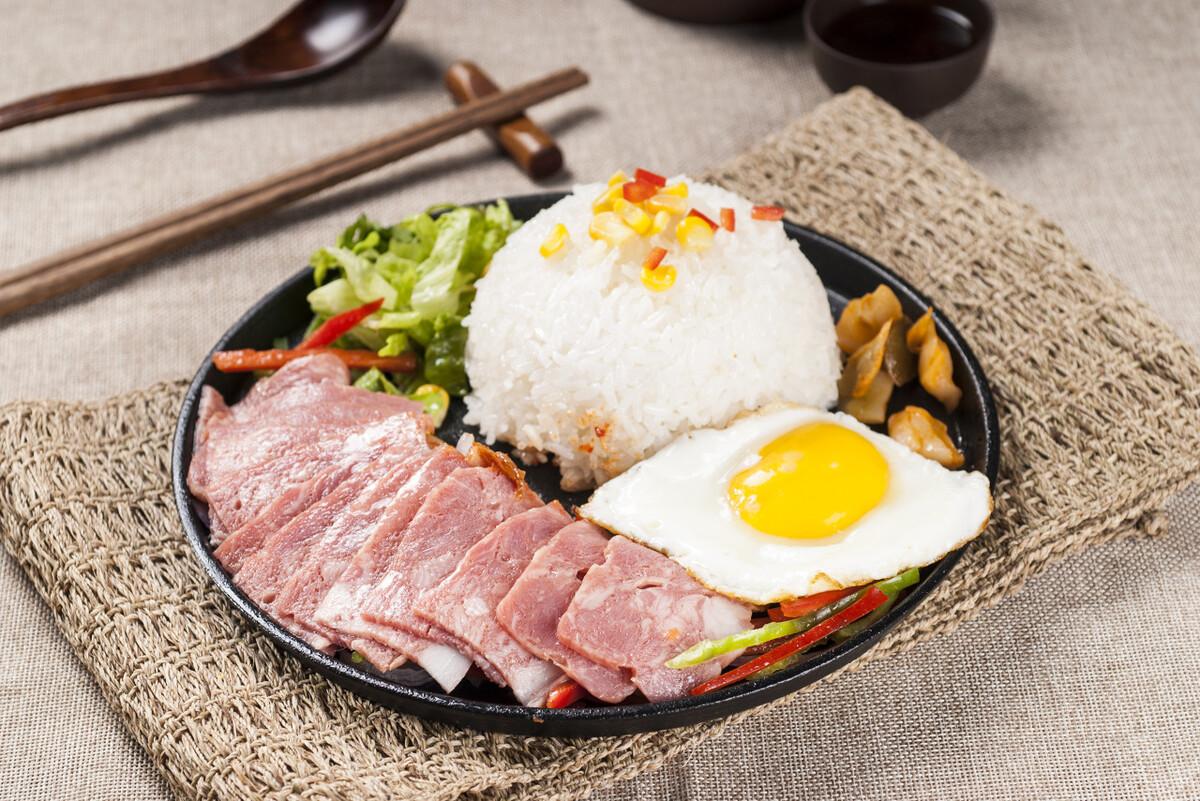 餐饮如何销售产品或服务，餐饮做好产品营销的四大关键点